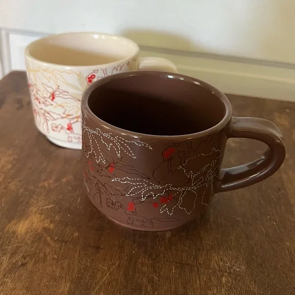 Starbucks 2009 Holiday Berries Coffee Bean Plant mug 10 ounce mug set - Picture 4 of 8